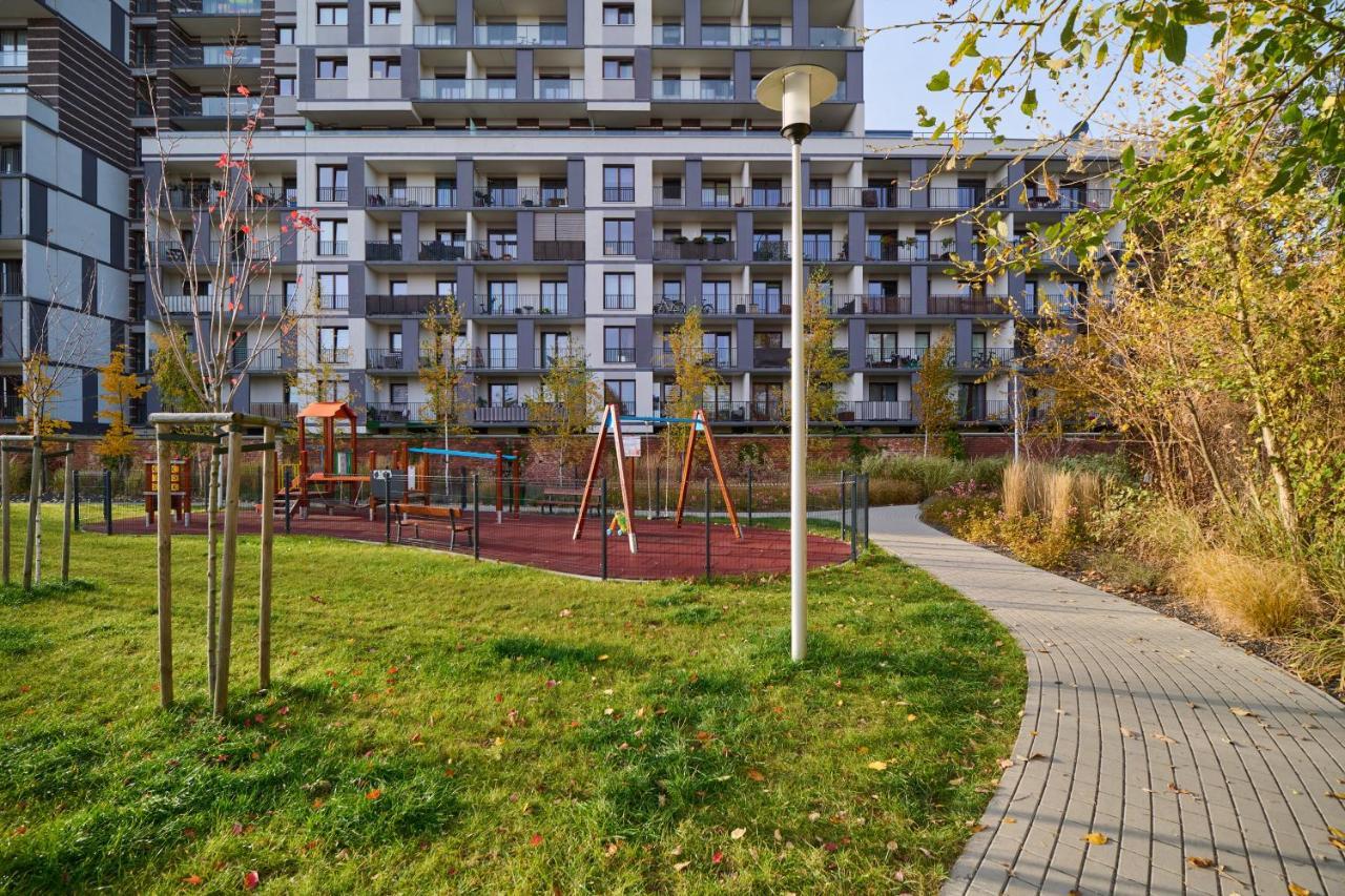 Apartment Wroclaw Krakowska With Balcony And Free Garage By Noclegi Renters Eksteriør billede