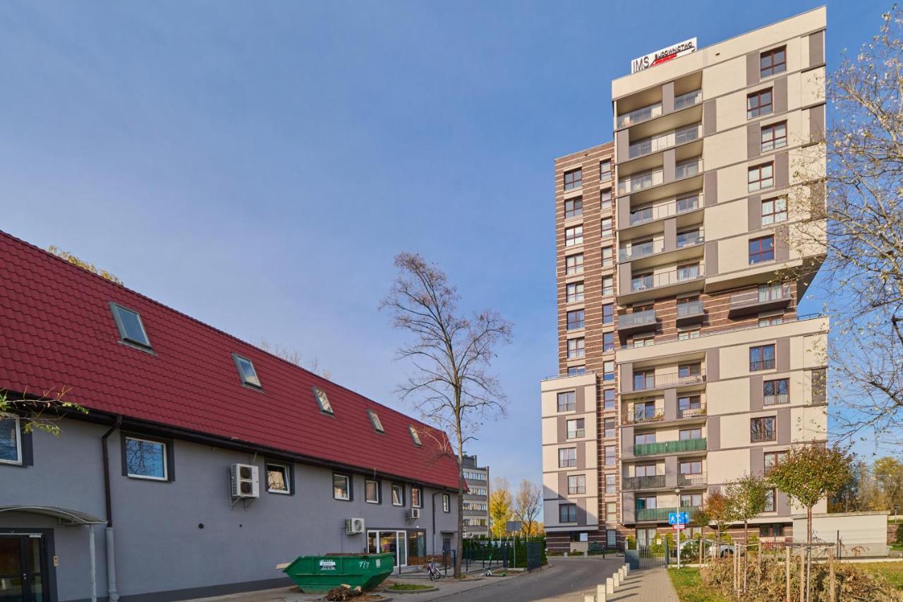 Apartment Wroclaw Krakowska With Balcony And Free Garage By Noclegi Renters Eksteriør billede